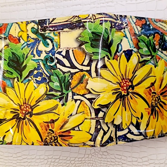 Very Rare Gorgeous Unigue New/Unused Dolce Gabana Flower Design Polished Tri-Fol - Picture 6 of 15